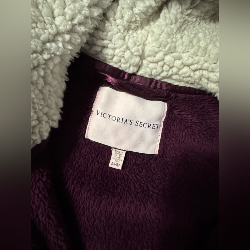 Victoria Secret Robe - Picture 5 of 9